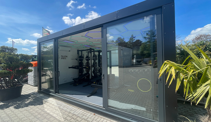 Palazzina-Sports-Showroom-outdoorgym-containergym-fitnessstudio