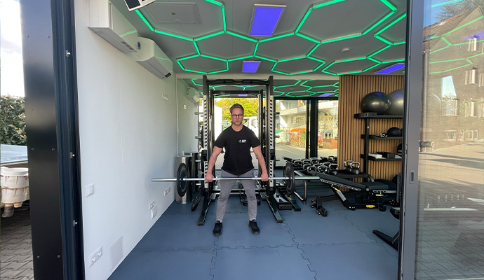 Showroom fitness best sale