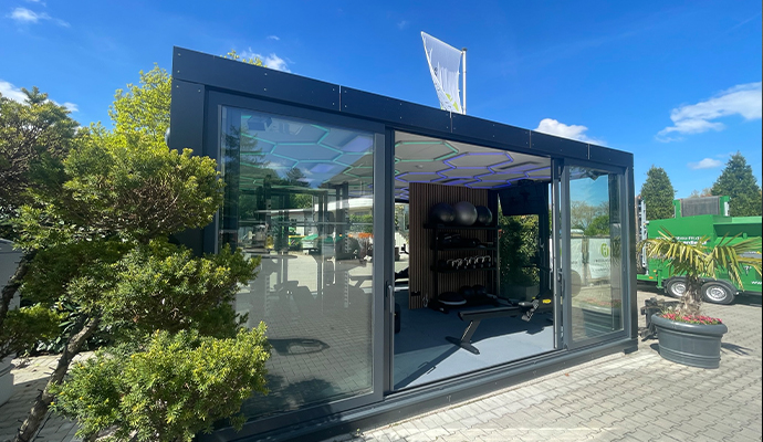 Palazzina-Sports-Showroom-outdoorgym-containergym-fitnessstudio