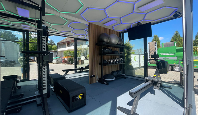 Palazzina-Sports-Showroom-outdoorgym-containergym-fitnessstudio